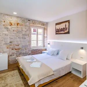 Idassa Atrium Gasthuis Zadar
